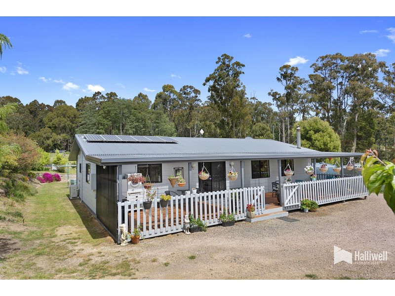 76 Knox Drive, South Spreyton TAS 7310