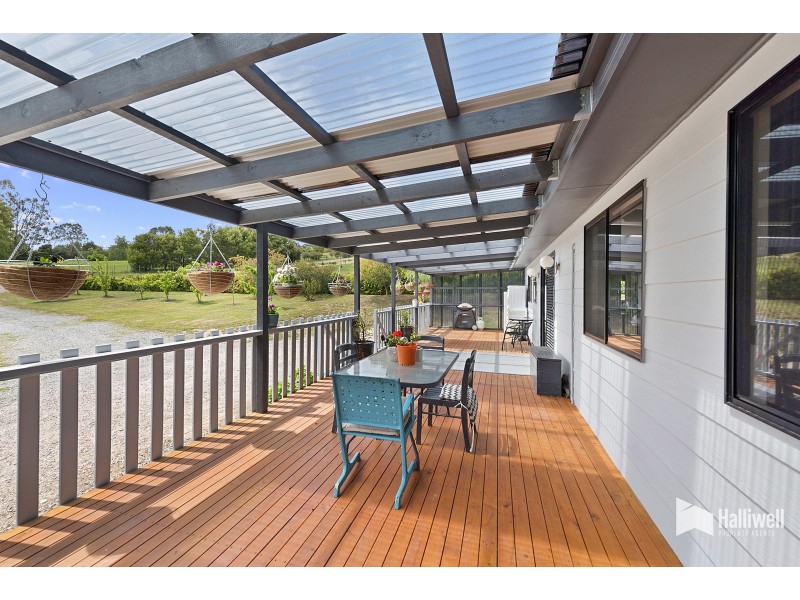 76 Knox Drive, South Spreyton TAS 7310