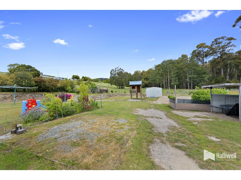 76 Knox Drive, South Spreyton TAS 7310