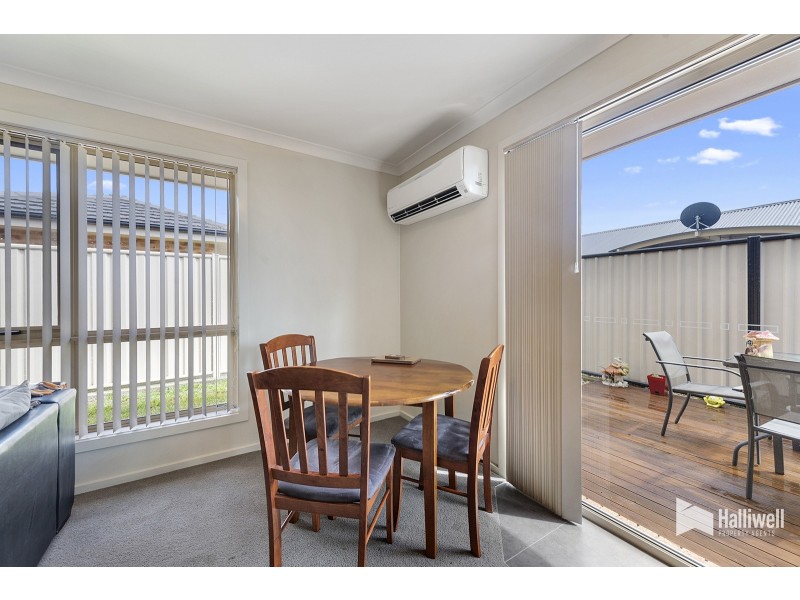 2/60 Lovett Street, Ulverstone TAS 7315