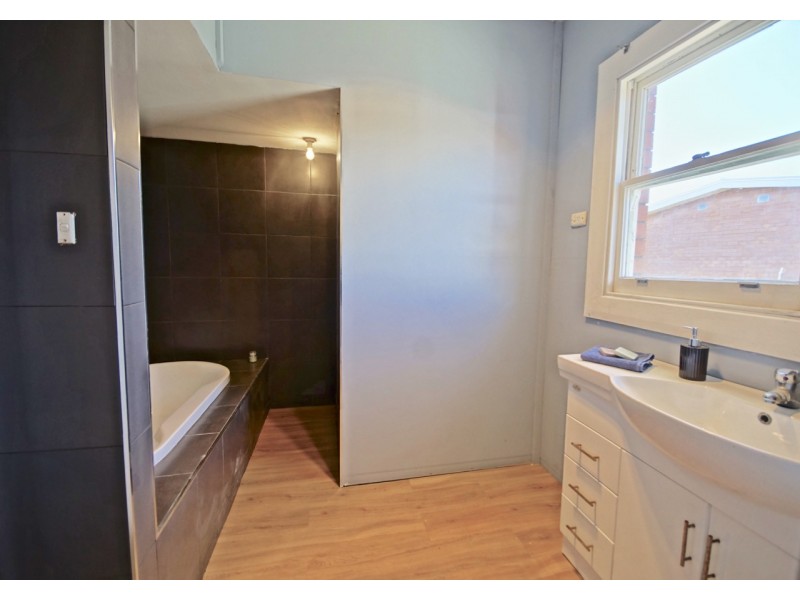 109 George Street, Devonport TAS 7310