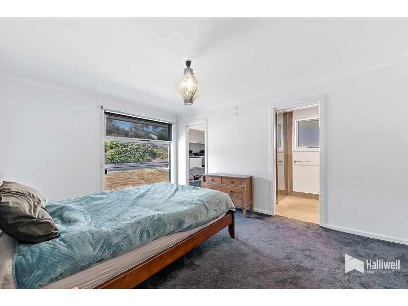 84 South Road, West Ulverstone TAS 7315