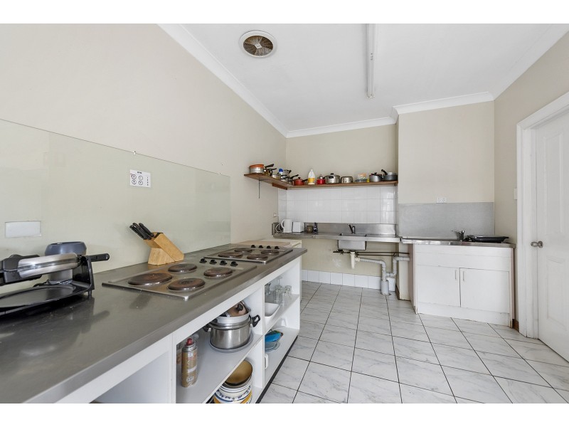 16 Formby Road, Devonport TAS 7310