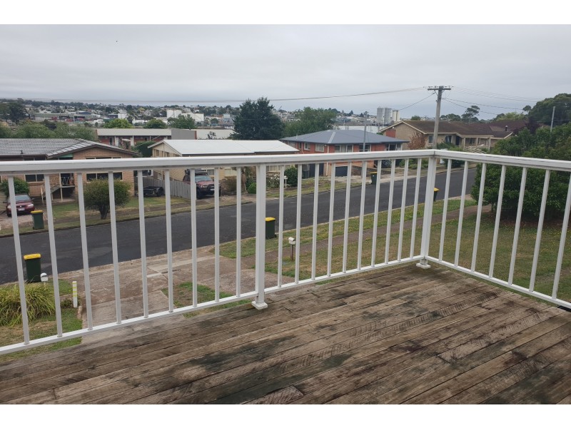 12 Riverview Avenue, East Devonport TAS 7310
