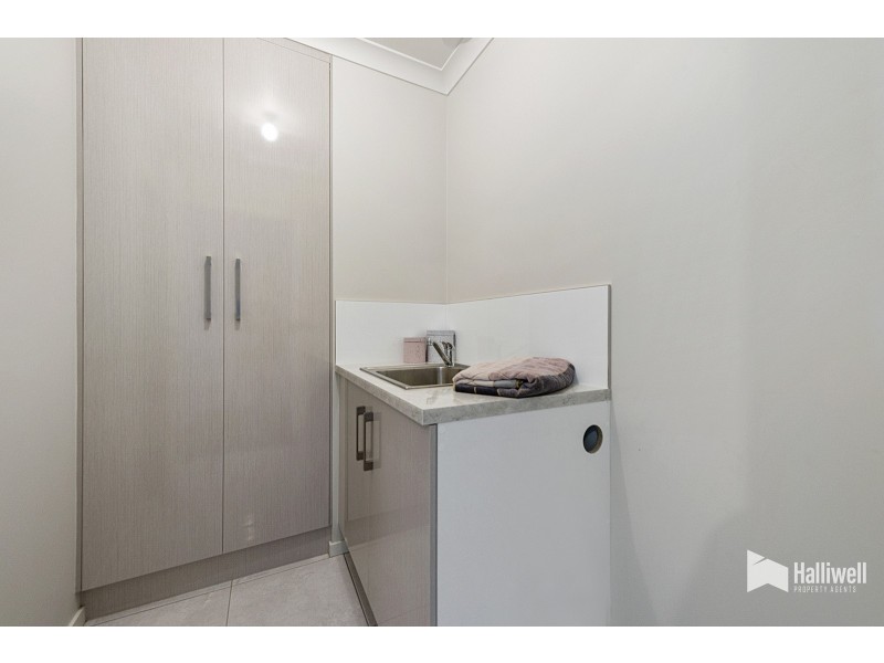 10 Spring Grove, Latrobe TAS 7307