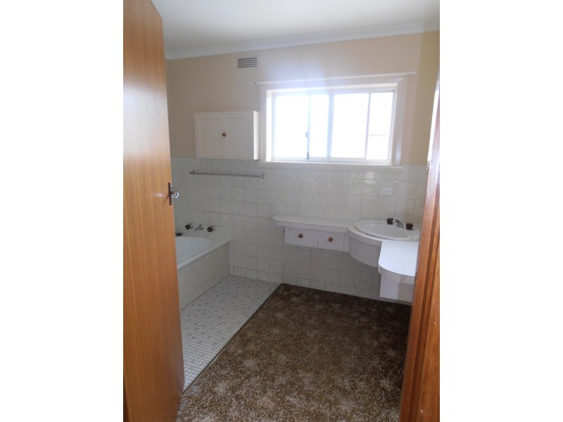 13 Gloucester Avenue, Devonport TAS 7310