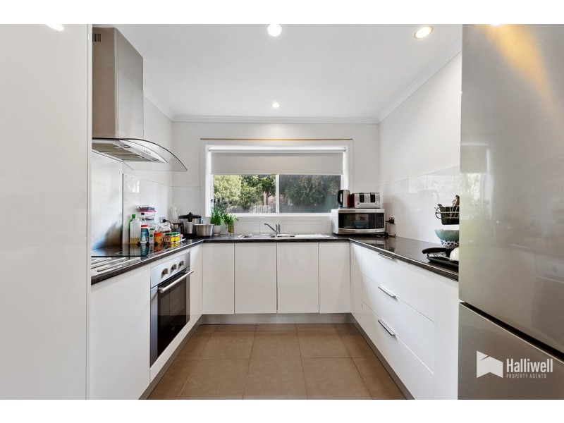 6/5A Percy Street, Devonport TAS 7310