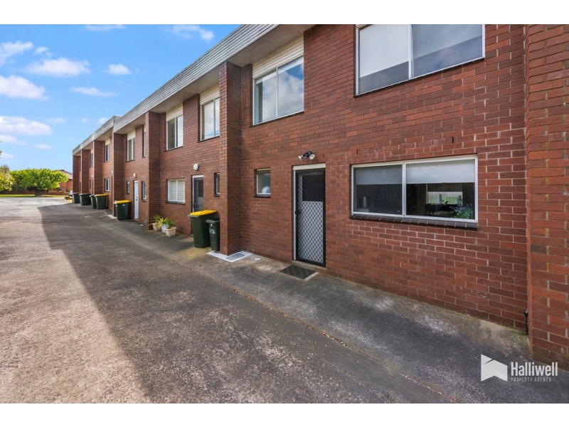 6/5A Percy Street, Devonport TAS 7310