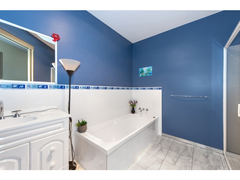 2/1 Winston Place, Devonport TAS 7310