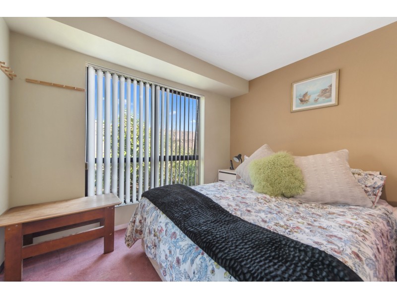 2/1 Winston Place, Devonport TAS 7310