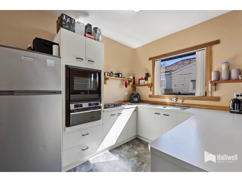 9 Parker Street, Devonport TAS 7310