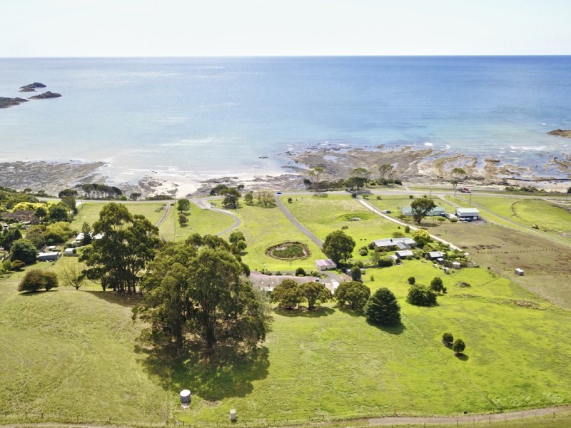 257 Penguin Road, West Ulverstone TAS 7315