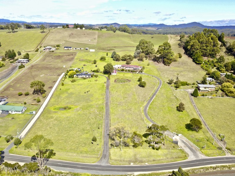 257 Penguin Road, West Ulverstone TAS 7315