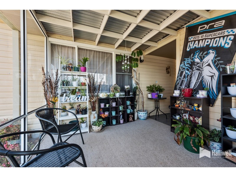 5 Middle Road, Devonport TAS 7310