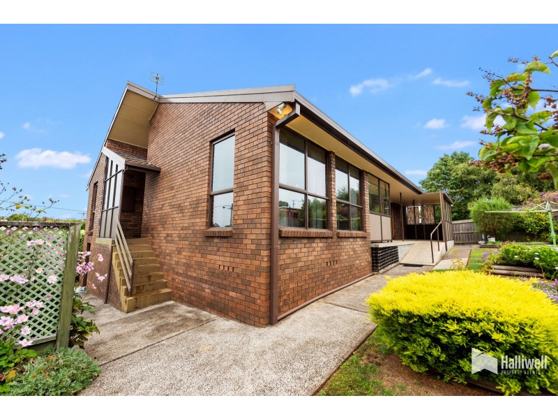 11 Regent Court, Devonport TAS 7310