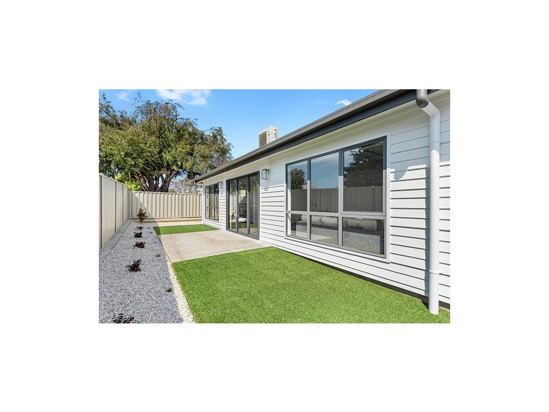 2/14 Henry Street, Devonport TAS 7310