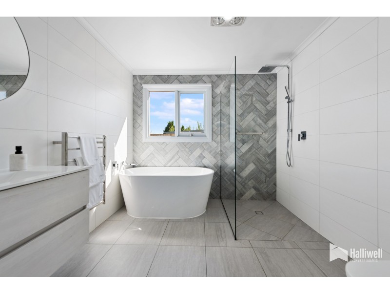 17 Henry Street, Devonport TAS 7310