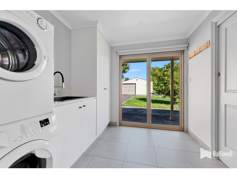 17 Henry Street, Devonport TAS 7310