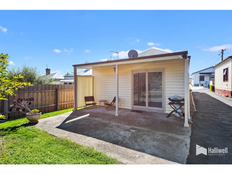 17 Henry Street, Devonport TAS 7310