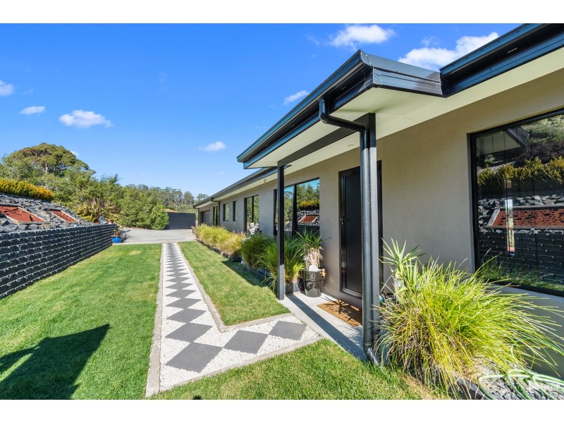 5 Donvista Drive, Don TAS 7310