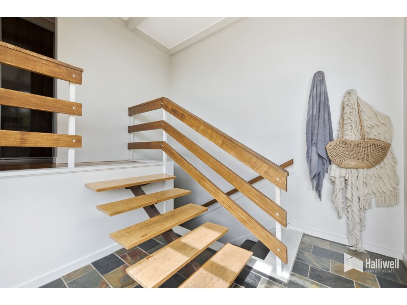 6 Haines Place, Devonport TAS 7310