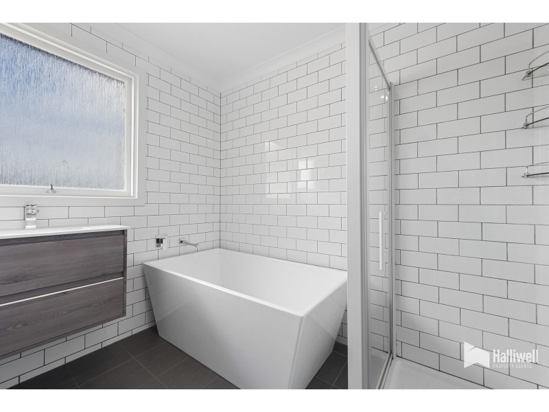 6 Haines Place, Devonport TAS 7310