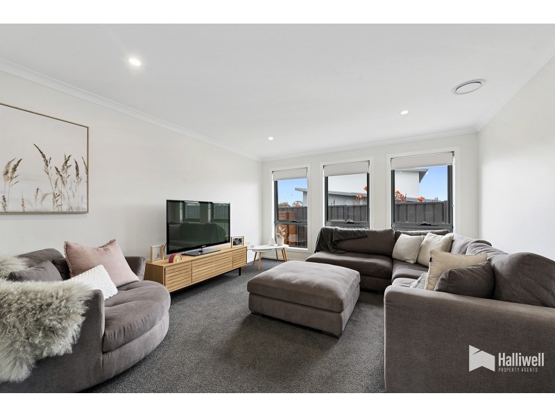 11 Franklin Court, Shearwater TAS 7307