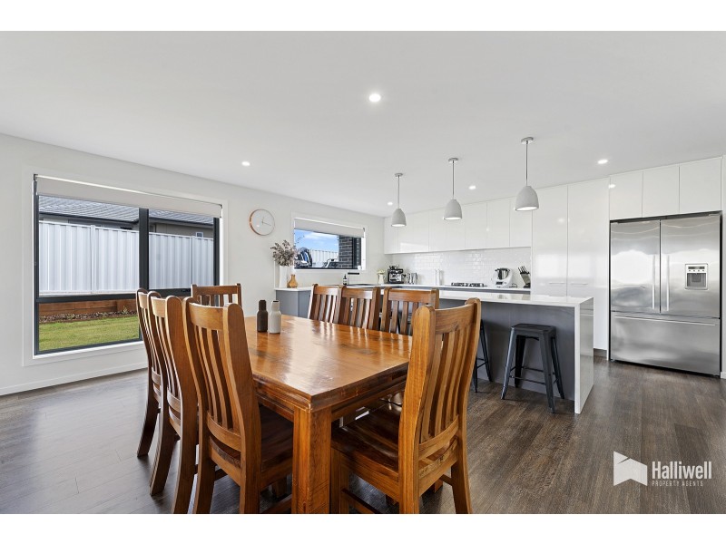 11 Franklin Court, Shearwater TAS 7307