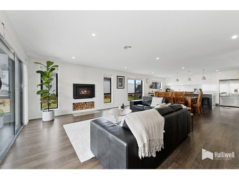 11 Franklin Court, Shearwater TAS 7307