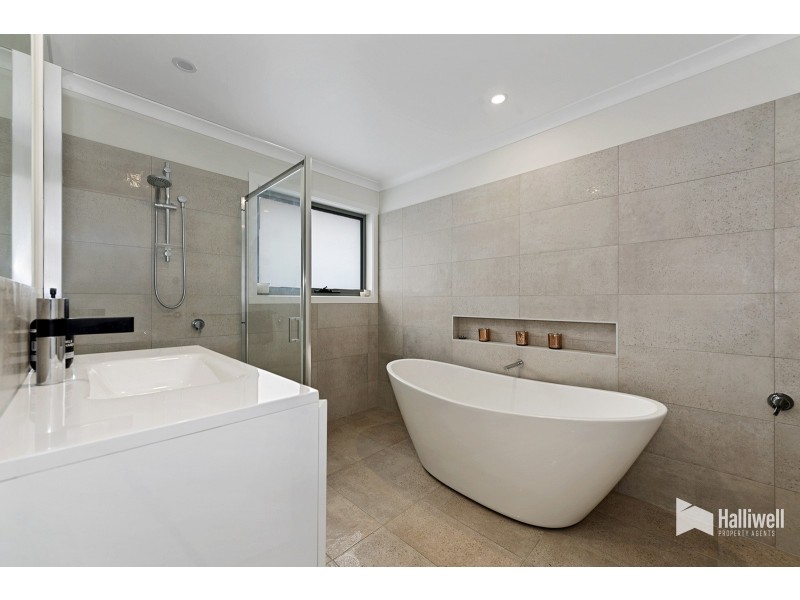 11 Franklin Court, Shearwater TAS 7307
