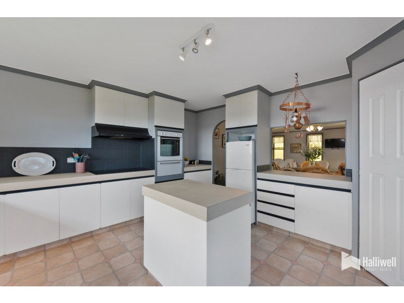 37 Shaw Street, Miandetta TAS 7310