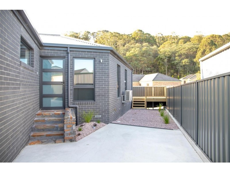 2/87a Gilbert Street, Latrobe TAS 7307