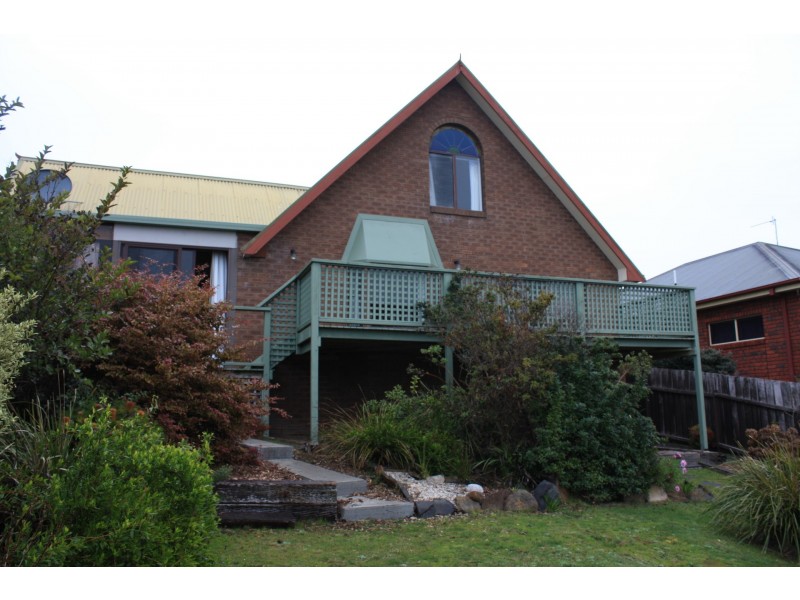 210 Parker Street, Devonport TAS 7310