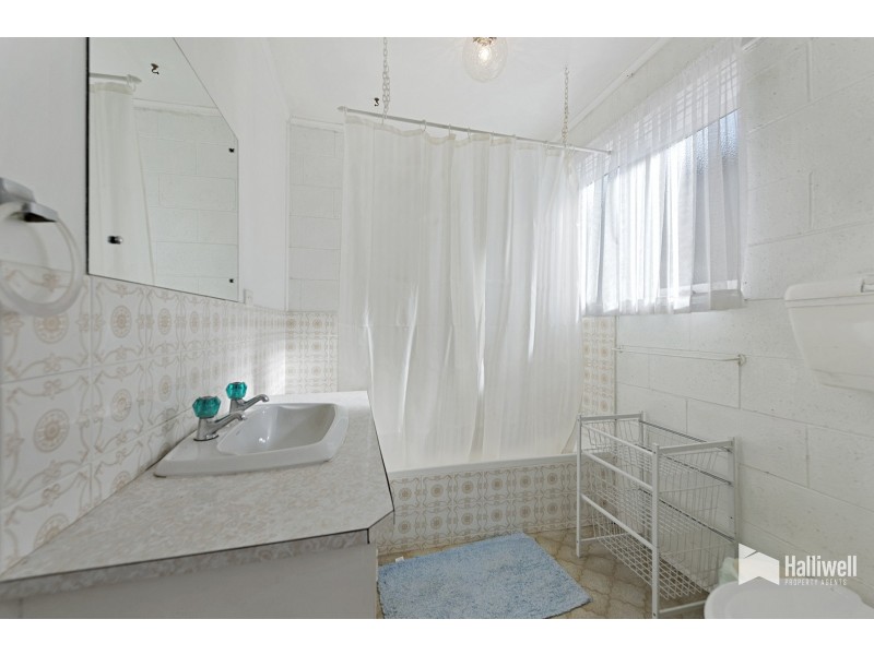 15 Lemana Street, Miandetta TAS 7310