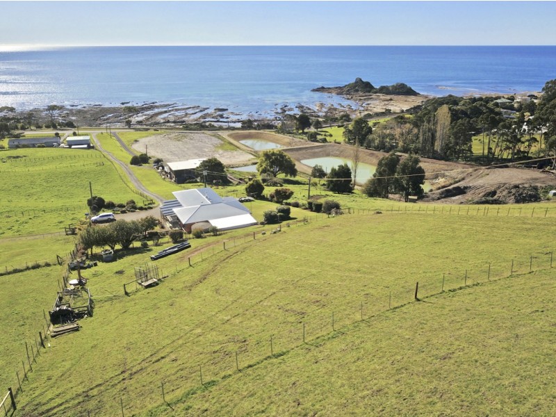 243 Penguin Road, West Ulverstone TAS 7315
