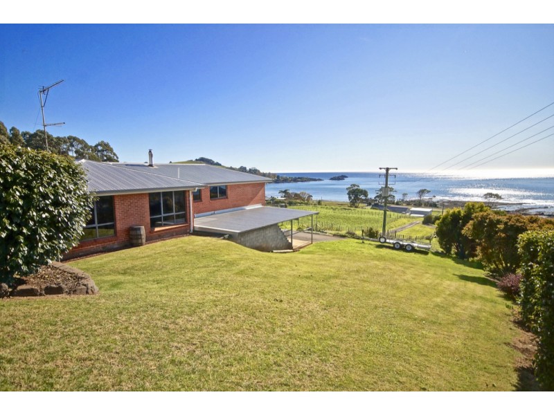 243 Penguin Road, West Ulverstone TAS 7315