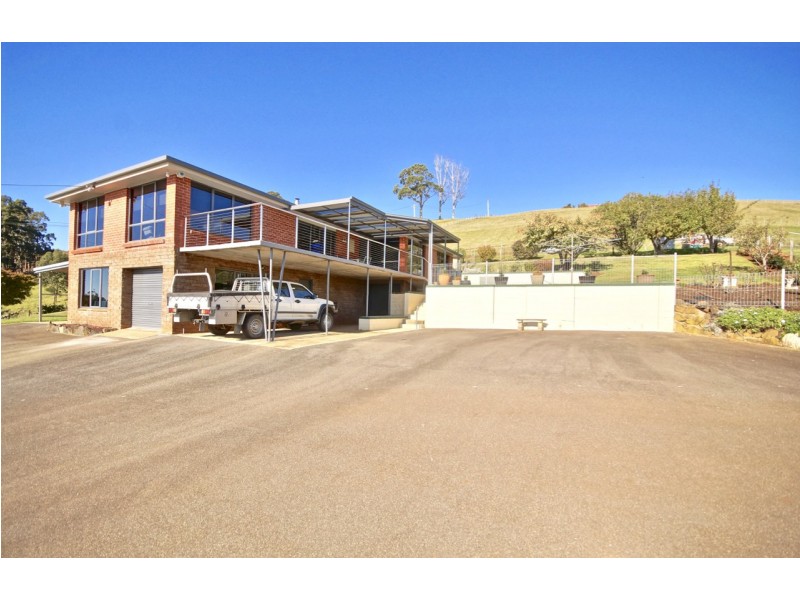 243 Penguin Road, West Ulverstone TAS 7315