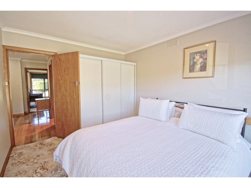 243 Penguin Road, West Ulverstone TAS 7315