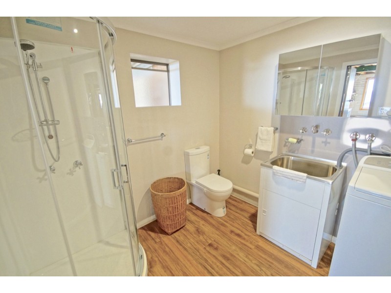 243 Penguin Road, West Ulverstone TAS 7315