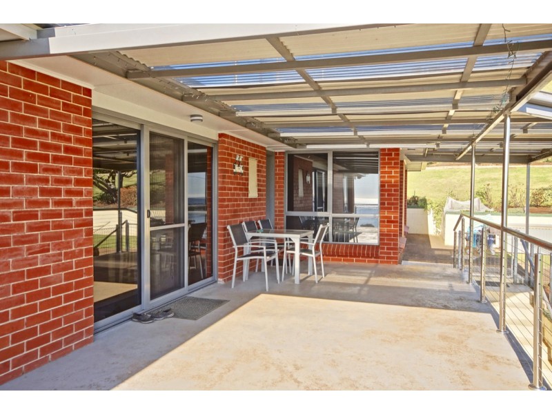 243 Penguin Road, West Ulverstone TAS 7315