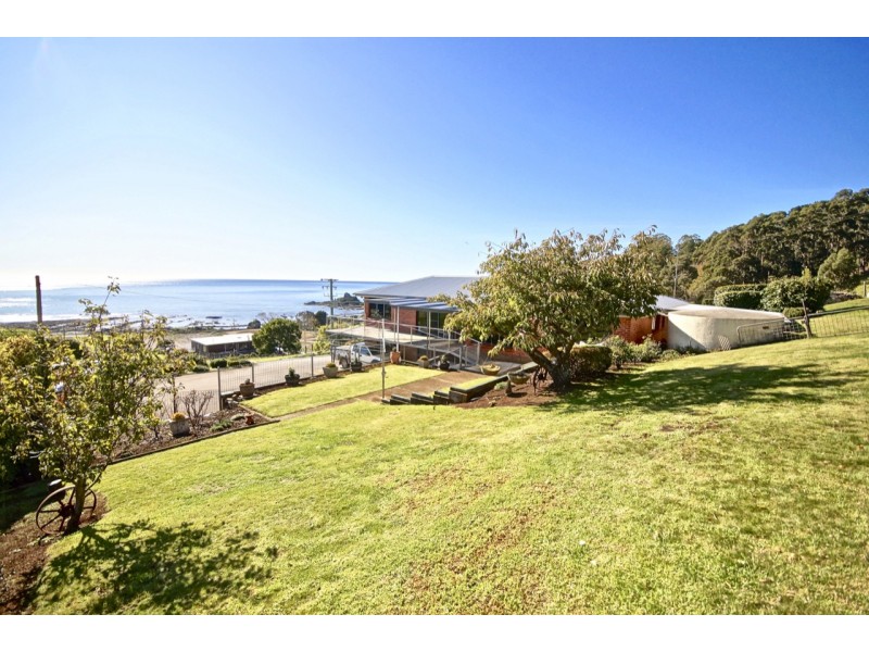 243 Penguin Road, West Ulverstone TAS 7315