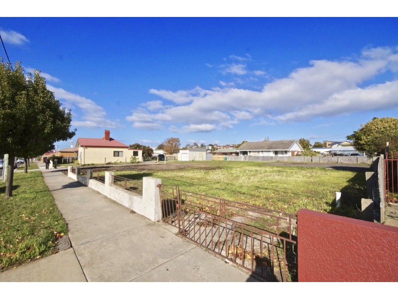 75-79 Oldaker Street, Devonport TAS 7310