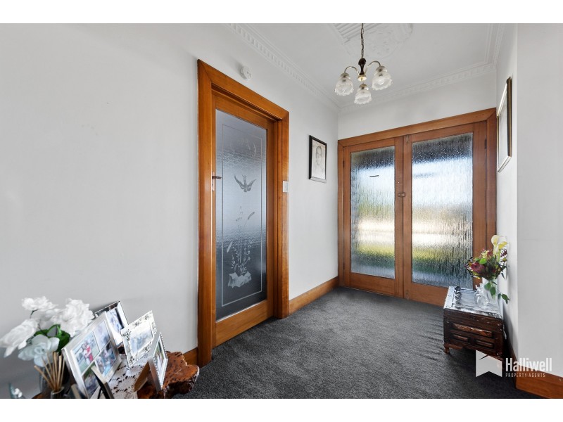 34 Tasman Street, Devonport TAS 7310