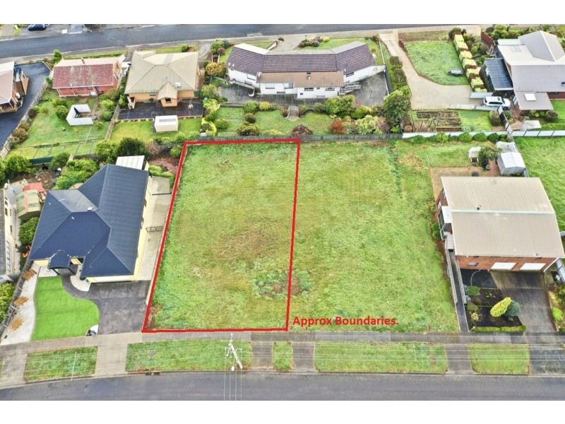 14 Skyline Drive, East Devonport TAS 7310