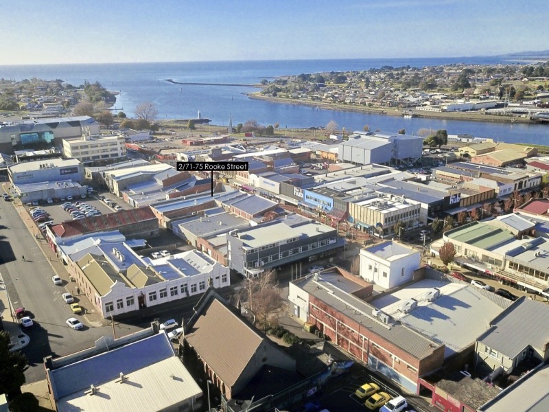 2/71-75 Rooke Street, Devonport TAS 7310