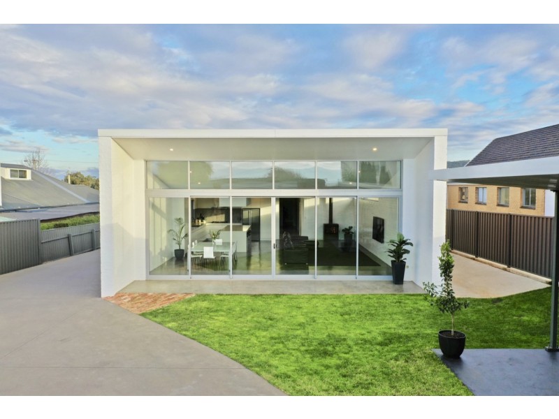 154 Steele Street, Devonport TAS 7310