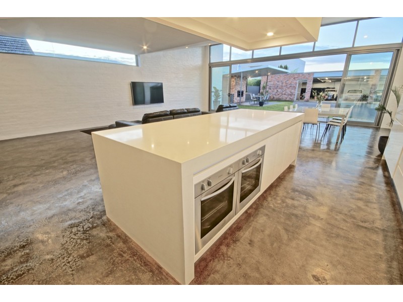 154 Steele Street, Devonport TAS 7310