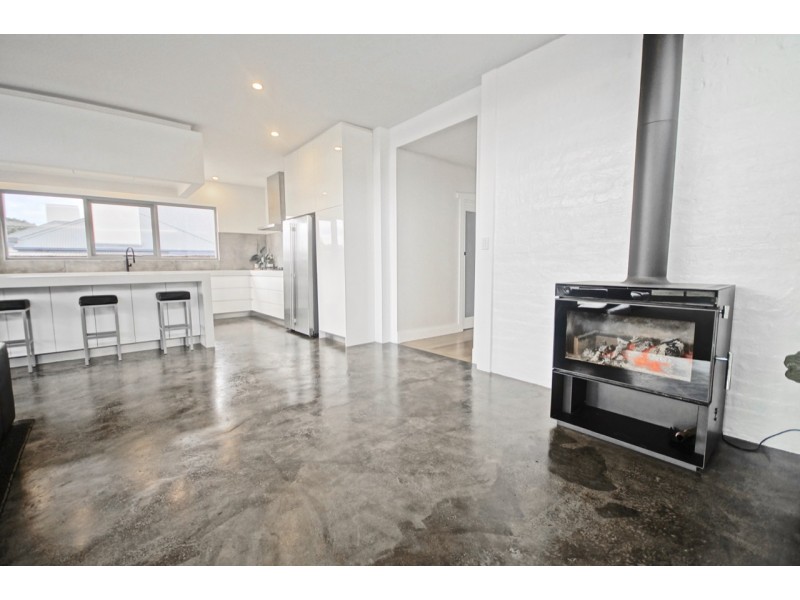 154 Steele Street, Devonport TAS 7310