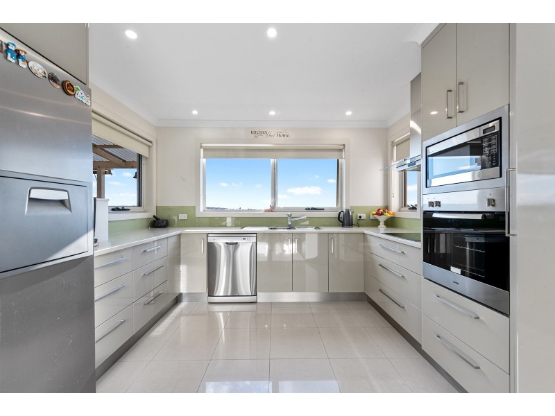 23 Young Street, East Devonport TAS 7310