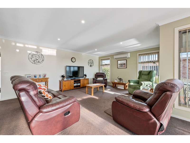 23 Young Street, East Devonport TAS 7310